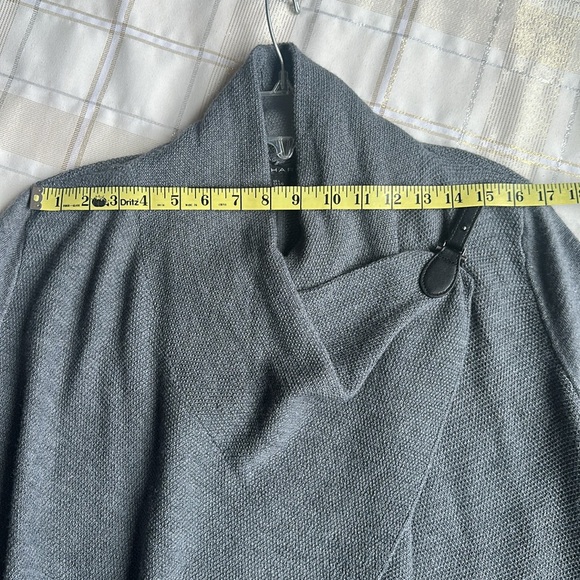 Tahari Gray Merino Wool Blend Open Front Long Sleeve Buckle Detail Cardigan Sz L - Picture 10 of 12